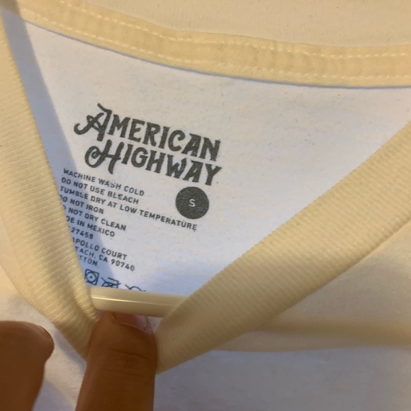 A small American highway graphic t-shirt. Size small. - Picture 2 of 2
